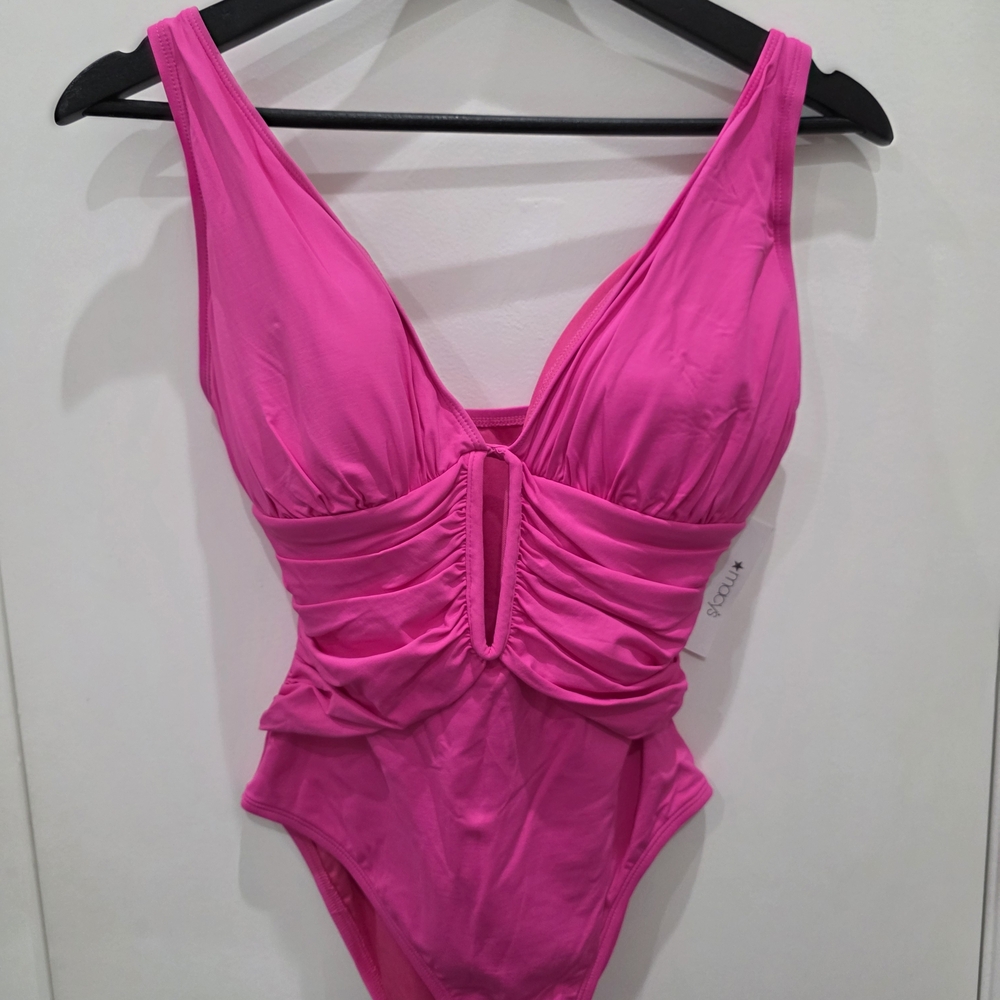 Vibrant Pink One-Piece Swimsuit - Picture 3 of 4